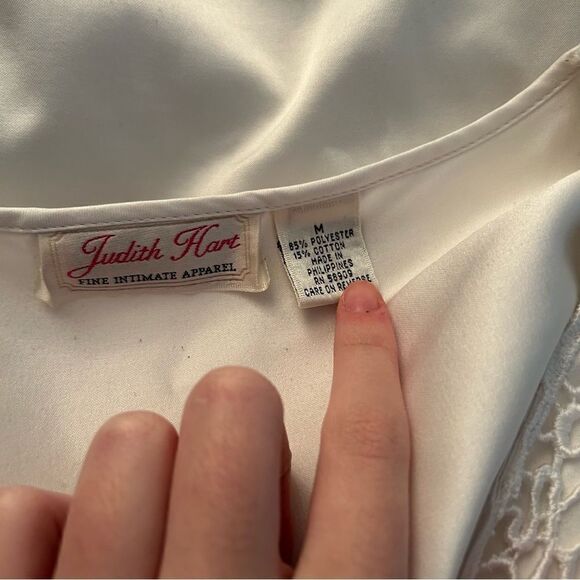 Judith Hart Vintage White Maxi Lace Night Gown - Picture 5 of 5